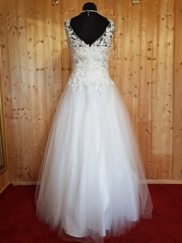 Brautkleid BK15-21912 hinten aus Bea's Hochzeits-Boutique